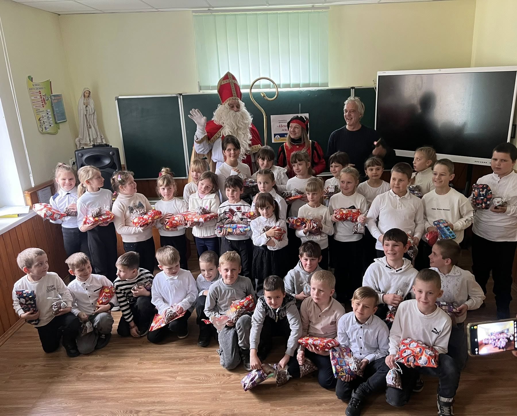 Головна 3 594069377 2069274433889383 4734345524598584256 n